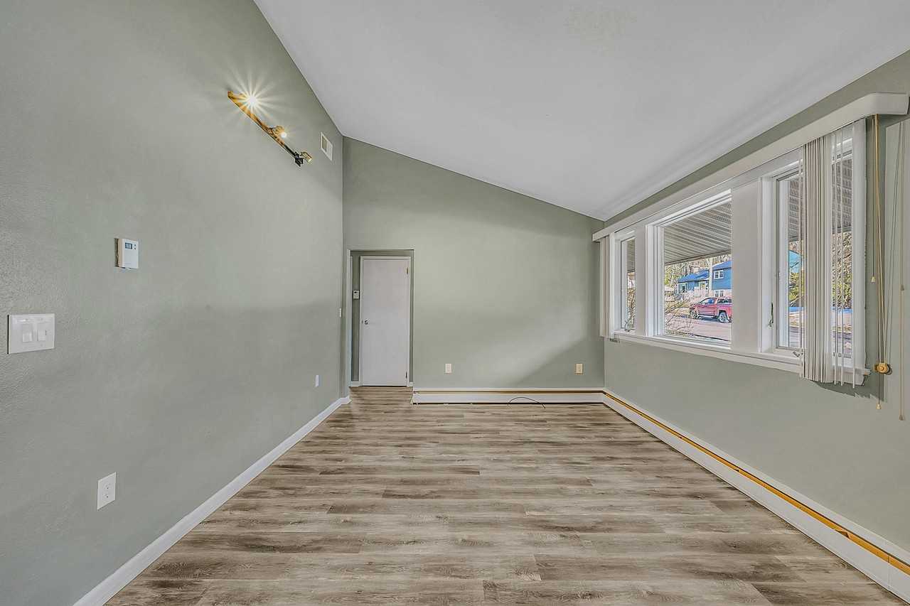 301 Seymour Ave #311 - Photo 4 of 26