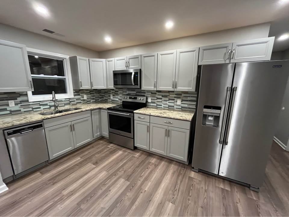 1917 Hughes Ave - Photo 6 of 19