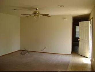 1905 Sw E Ave Apt B #B - Photo 4 of 5