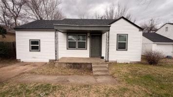 featured image of 3214 S Saint Clair Ave