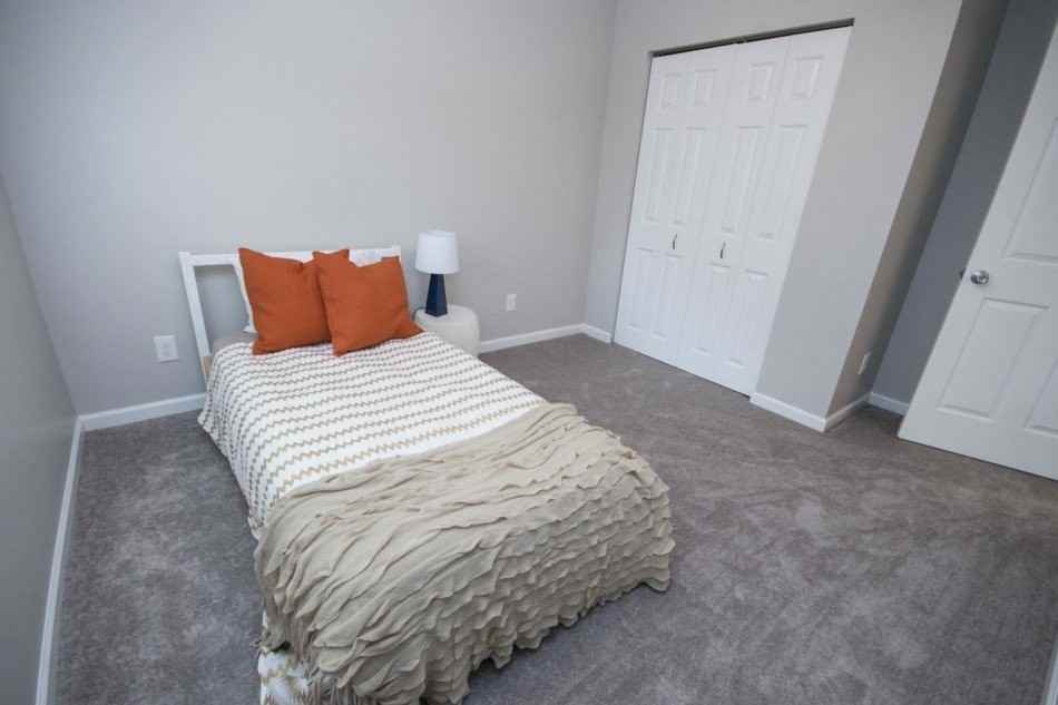 526 Gerald Ct - Photo 7 of 12