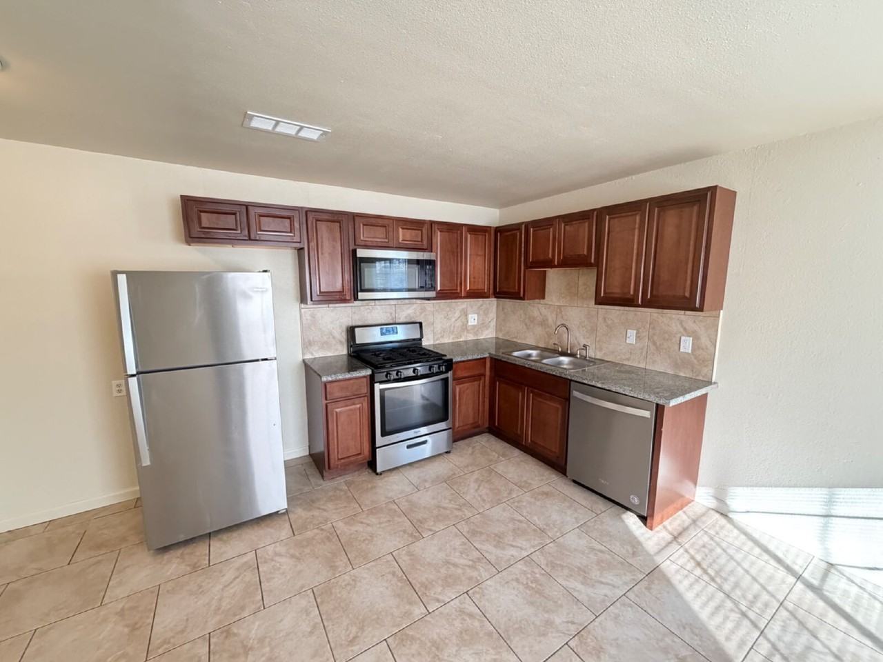 80 E 12th St - Photo 7 of 12