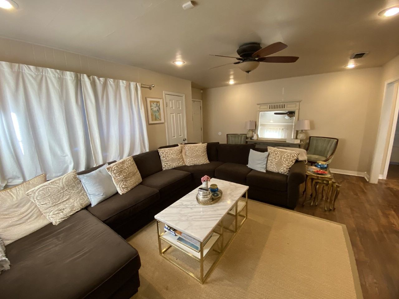 2621 27th St - Photo 5 of 15