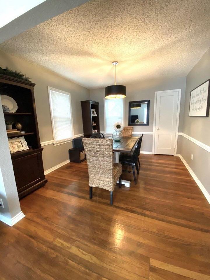 2514 29th St - Photo 4 of 8