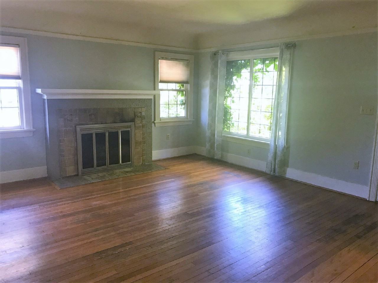 1058 E 19th Ave - Photo 2 of 12