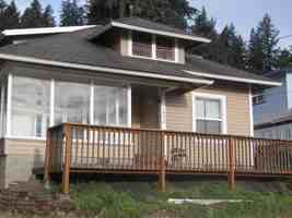 featured image of 1558 Riverview St