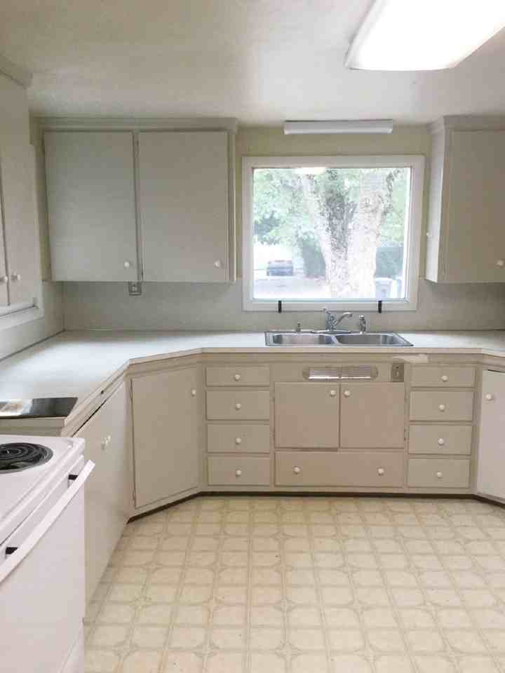 2009 Hilyard St - Photo 3 of 13