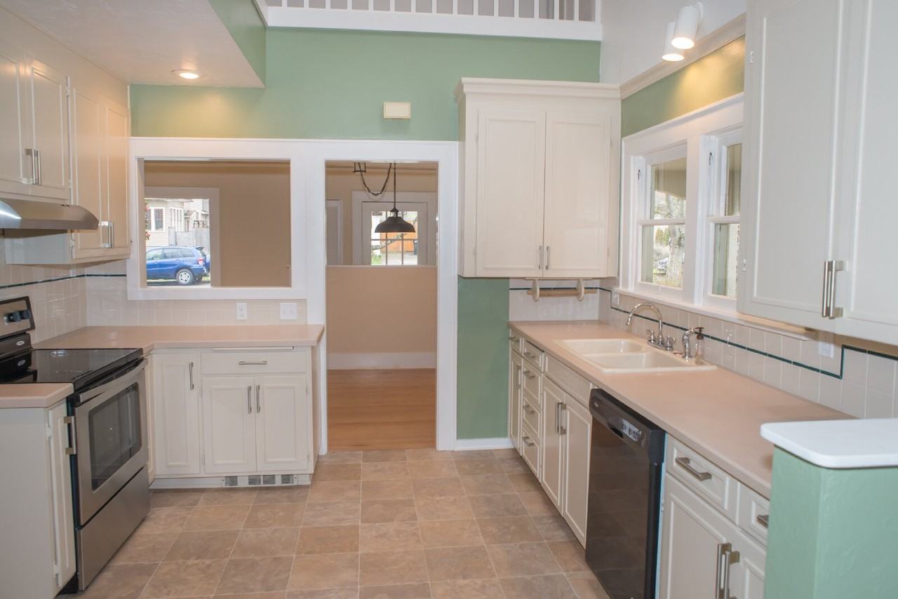 2226 Kincaid St - Photo 4 of 14