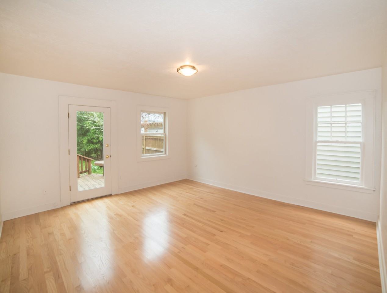 2226 Kincaid St - Photo 6 of 14