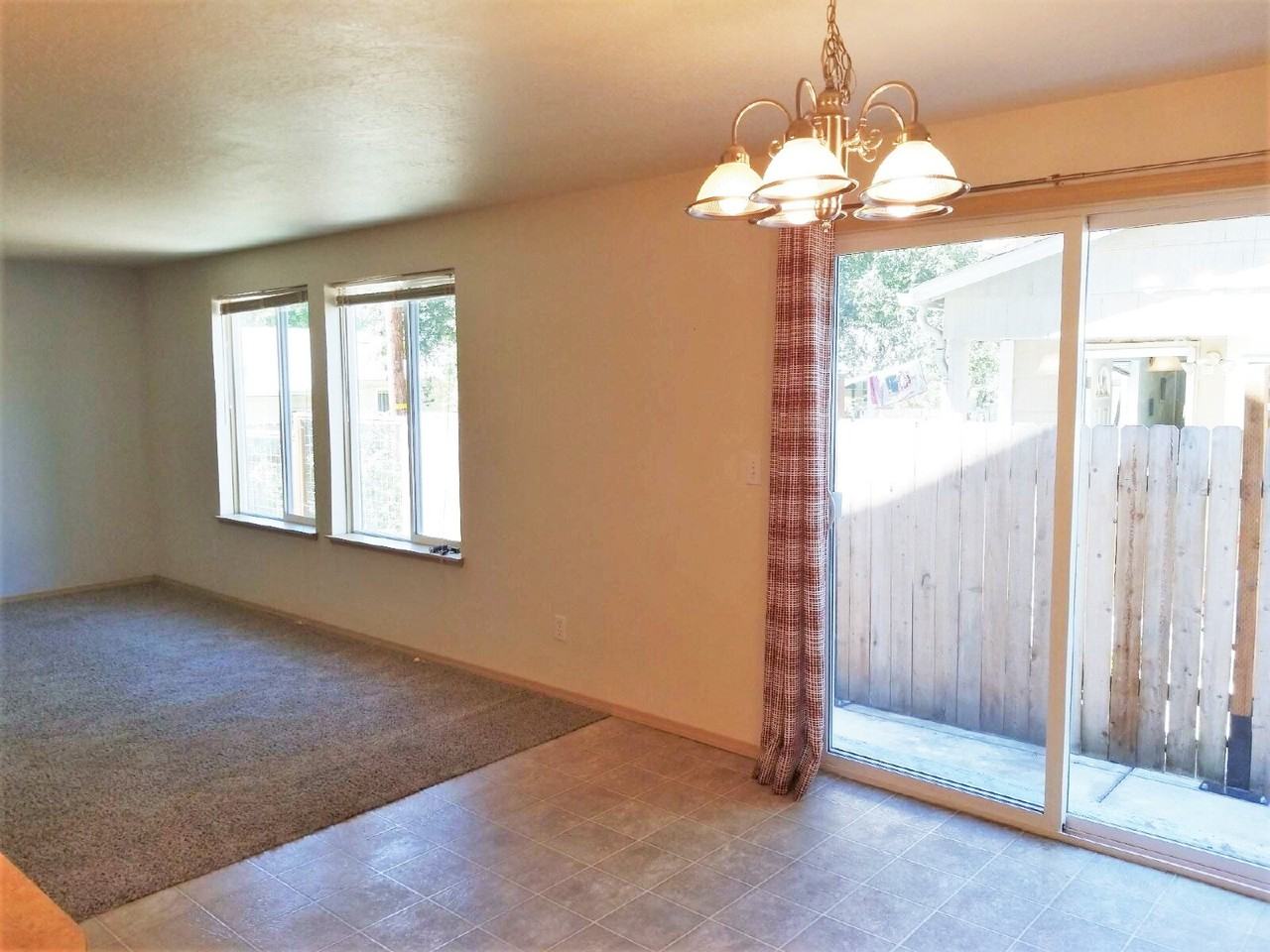 2543 Kincaid St - Photo 6 of 17