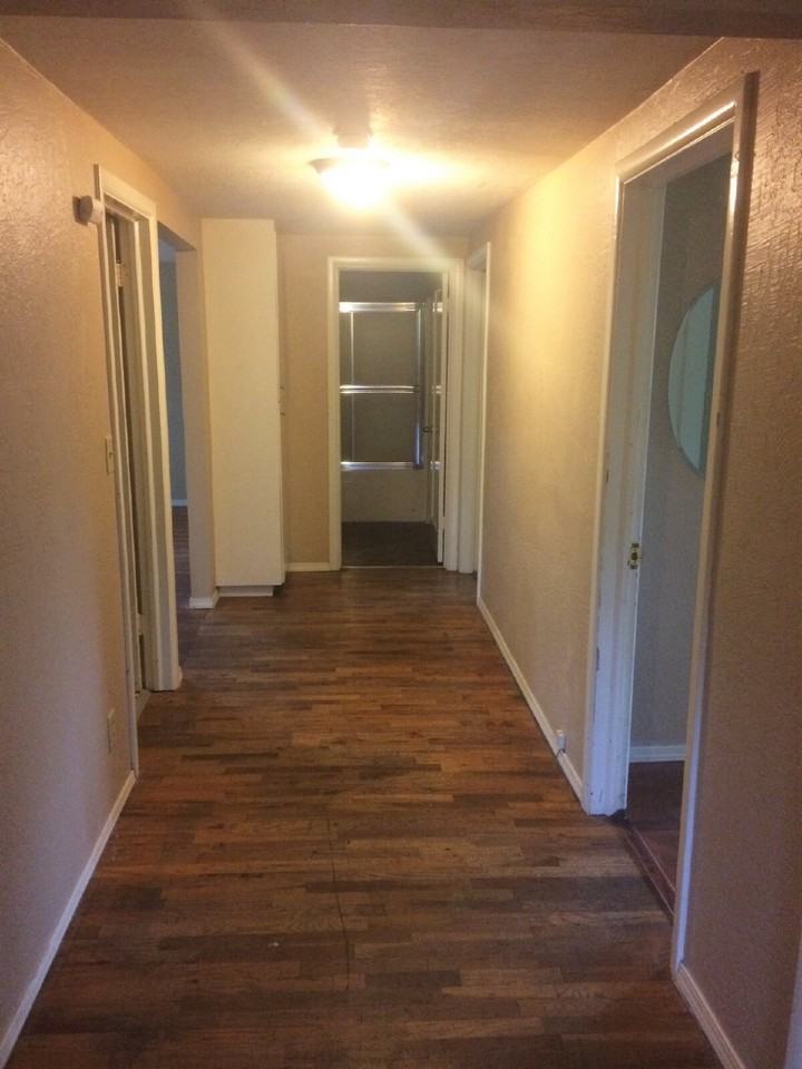 2561 Alder St - Photo 6 of 9