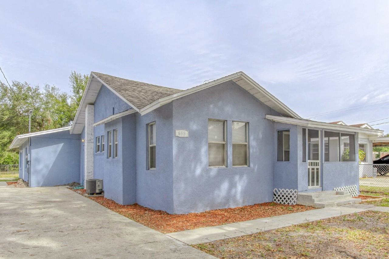 685 Sears Ave Ne #2 - Photo 3 of 50