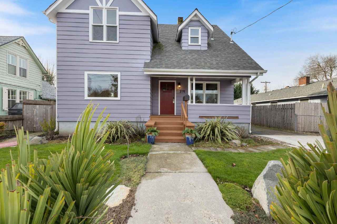 315 Se Davis St - Photo 3 of 40