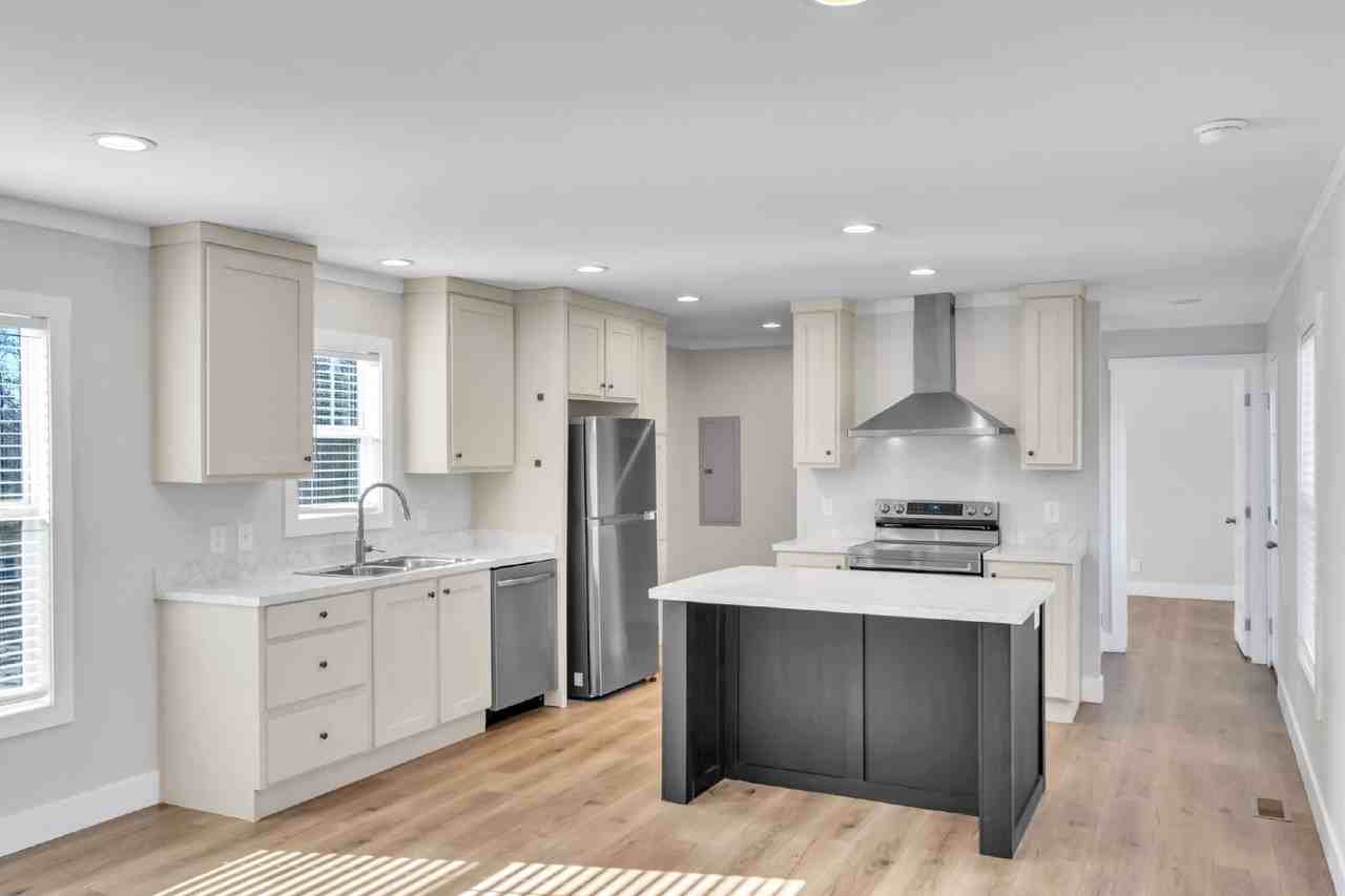 1949 Old Grove Rd - Photo 7 of 27