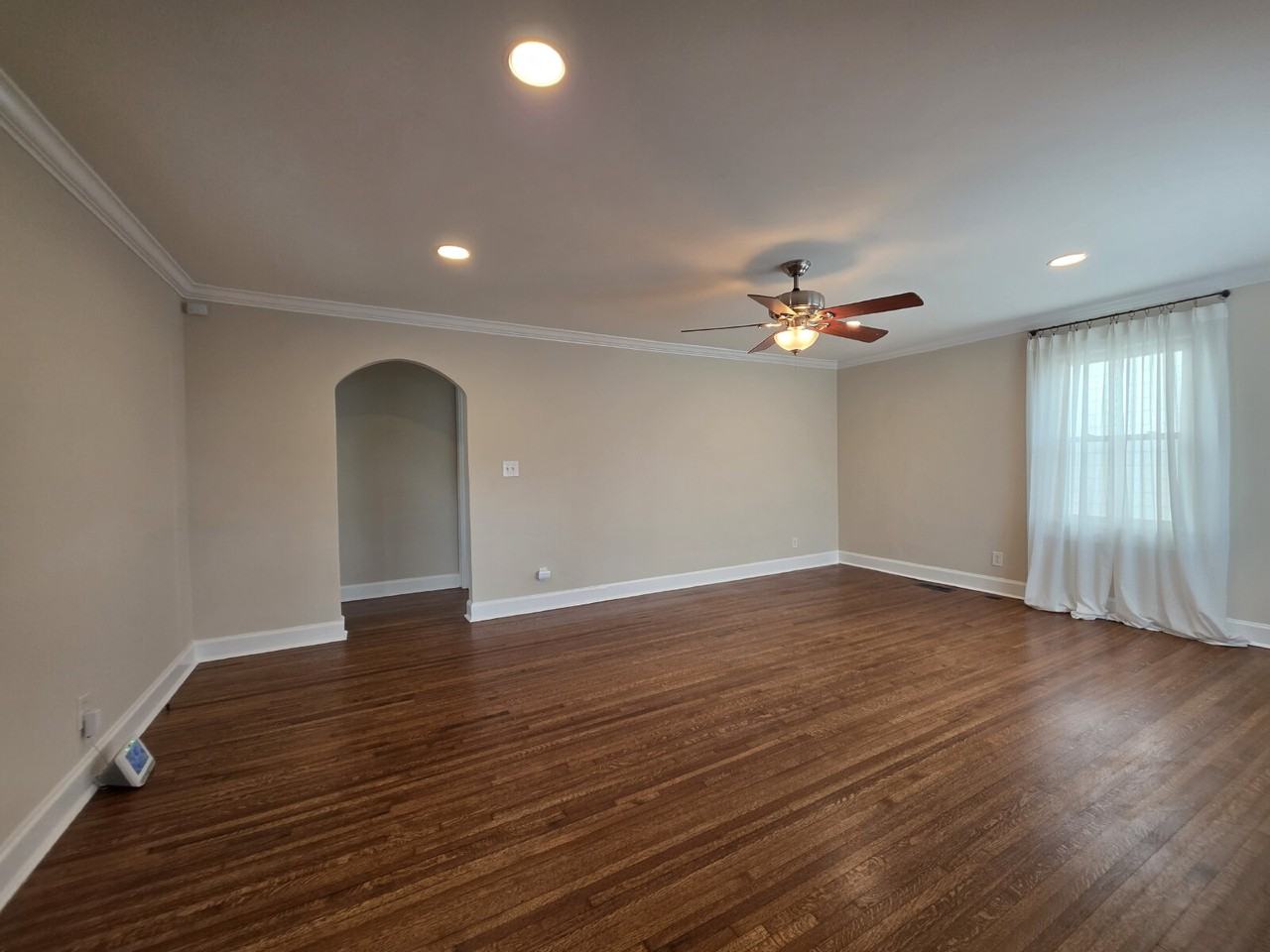 623 Ries Ave - Photo 4 of 12