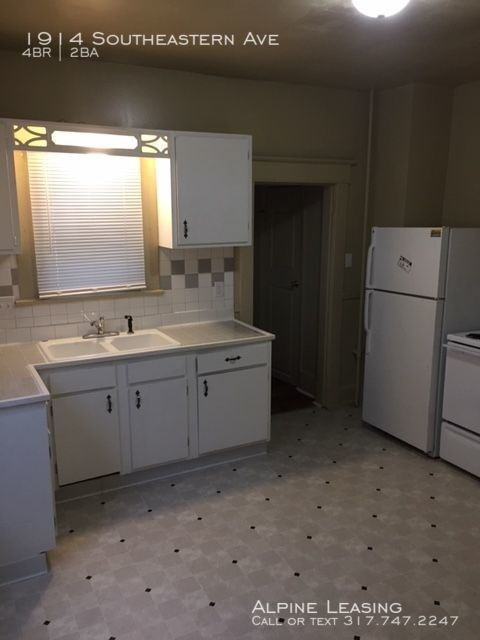 1914 Southeastern Ave - Photo 5 of 13