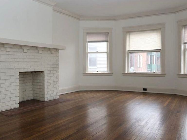 2707 Lancashire Rd - Photo 4 of 14