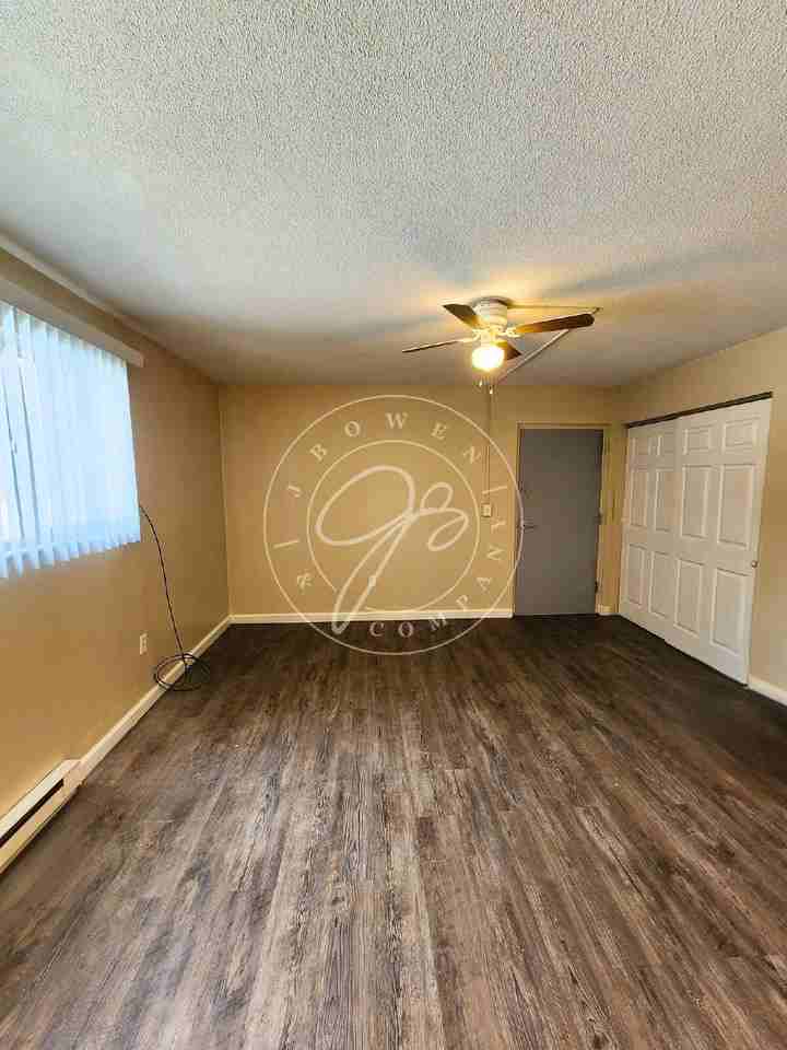 18 Reed St #2 - Photo 3 of 13