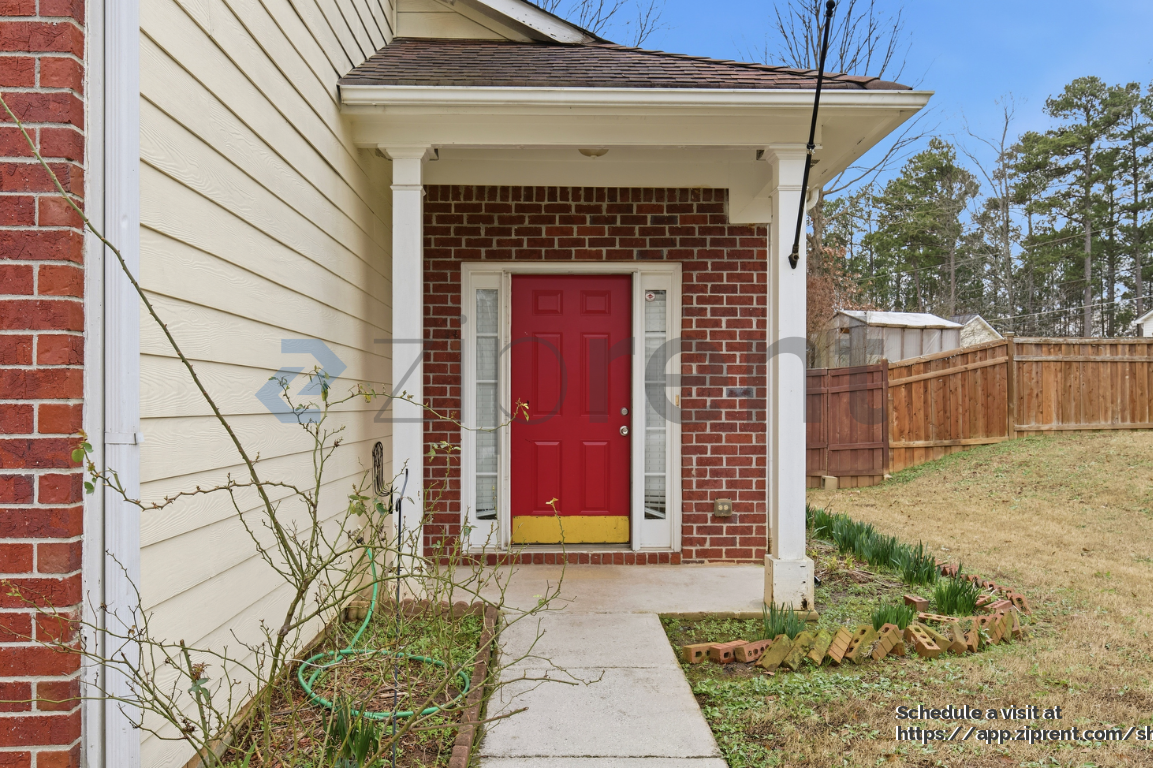 2236 Raven Cir - Photo 4 of 31