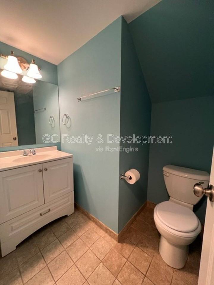 12 Wild Rose Ct - Photo 3 of 10