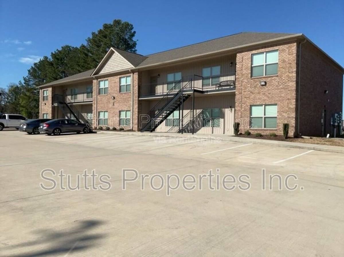 145 Bruin Pl #103