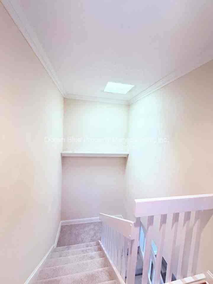 15436 E Pond Woods Dr - Photo 3 of 10