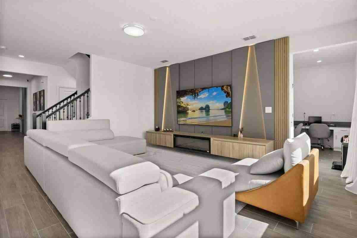 11163 Great Rock St - Photo 3 of 10