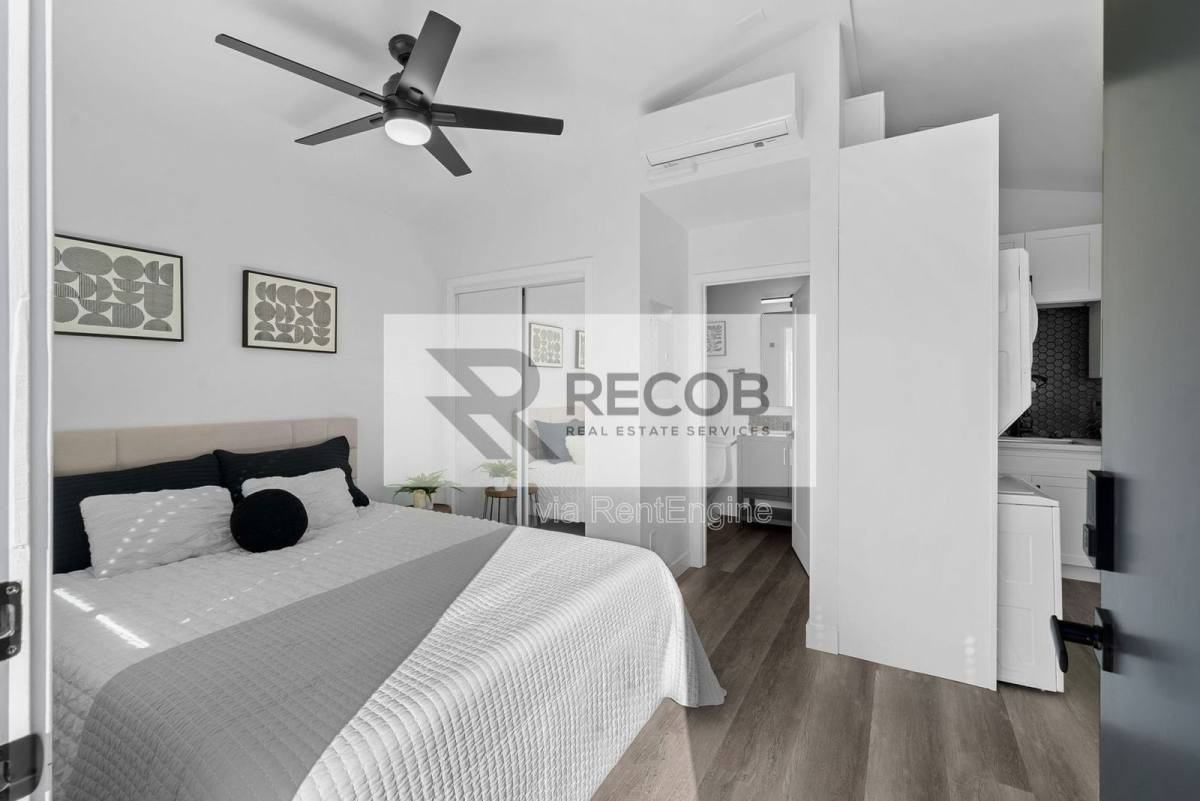 1638 Elm Ave #2 - Photo 3 of 10