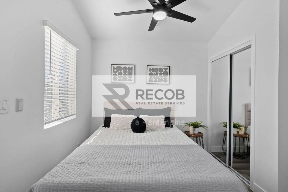 1638 Elm Ave #2 - Photo 4 of 10