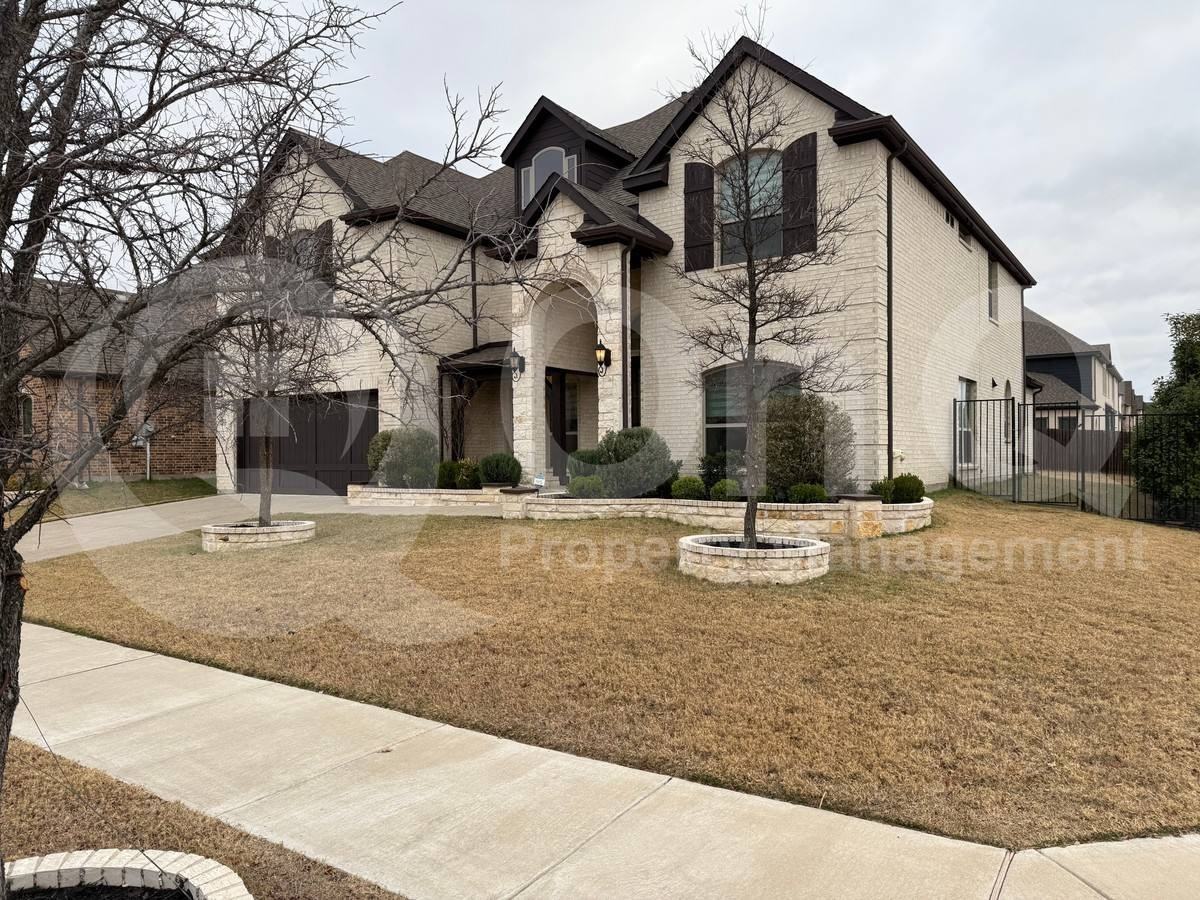 14518 Shady Grove Ln - Photo 2 of 10