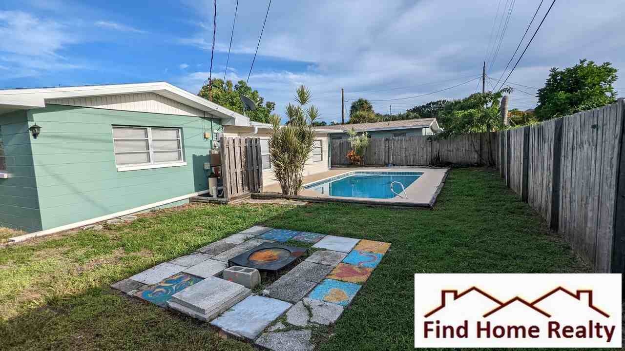 1616 Elizabeth Street - Photo 3 of 9