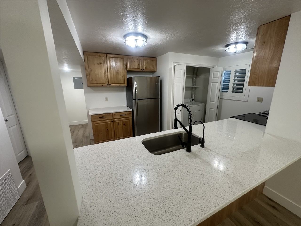 895 S St - Photo 2 of 17