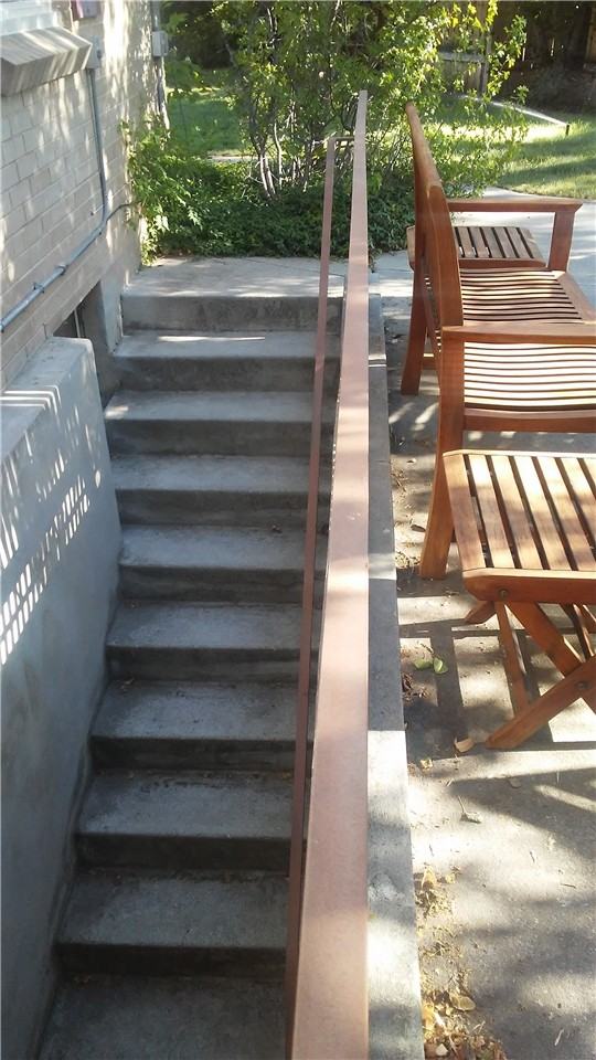 1571 E Michigan Ave - Photo 4 of 12