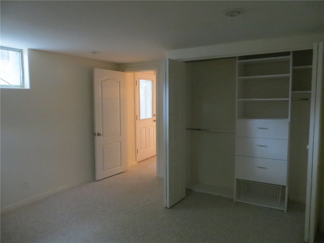 1571 E Michigan Ave - Photo 5 of 12