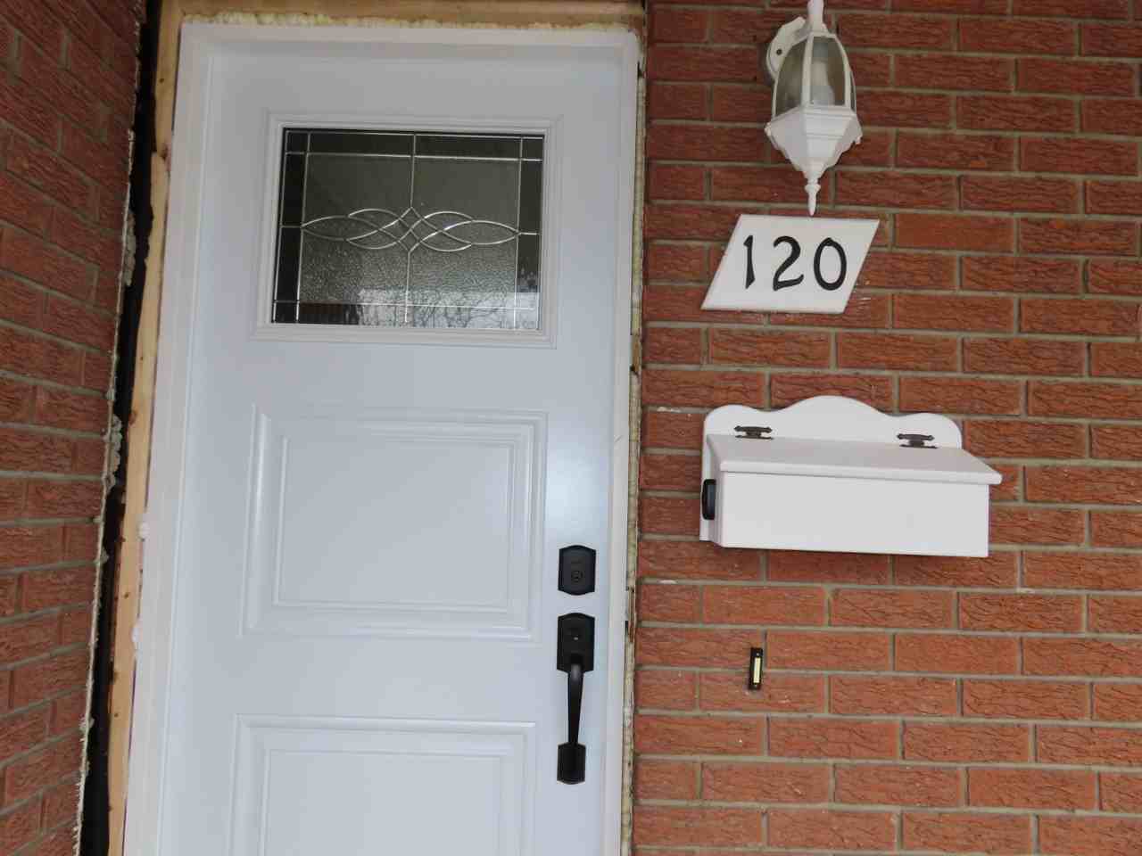 120 Speedvale Avenue West - Photo 3 of 44