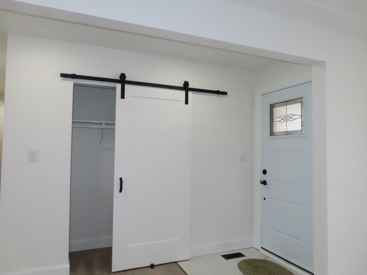 120 Speedvale Avenue West - Photo 5 of 44