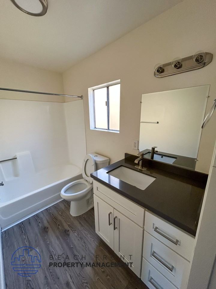 12617 Eucalyptus Ave. - Photo 4 of 8