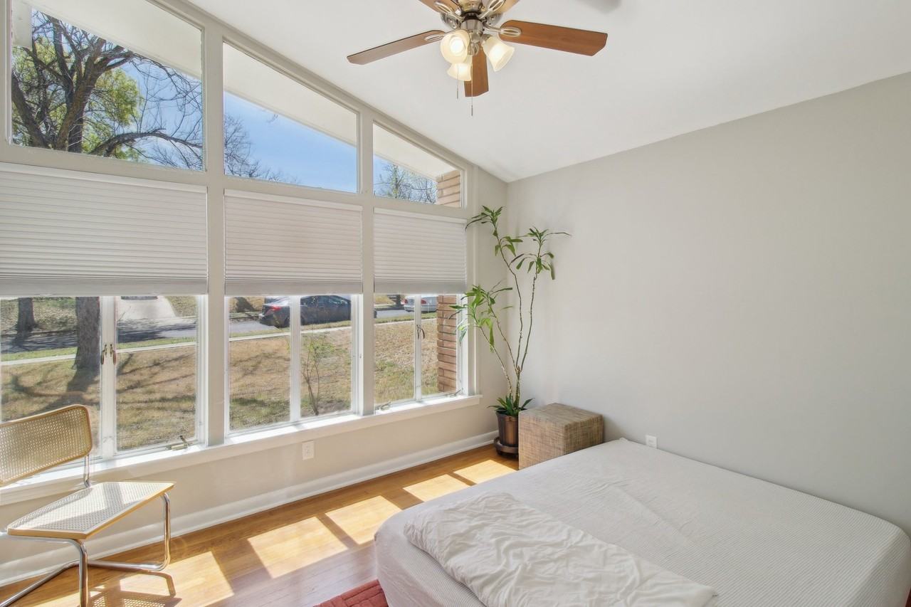 127 Sullivan Drive - Photo 4 of 17