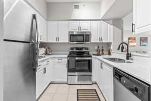 featured image of 1959 Brandywine Road #208