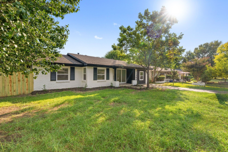 11380 Lanewood Cir ##Tx - Photo 3 of 24