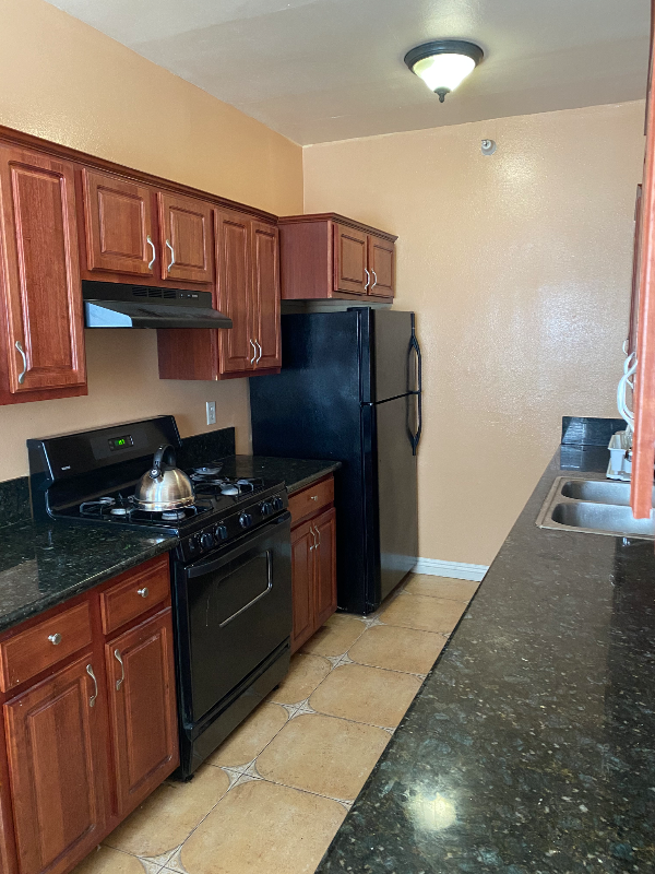 445 S Central Ave #110 - Photo 3 of 9