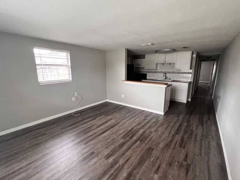 5650 Golden Nugget Dr - Photo 2 of 9