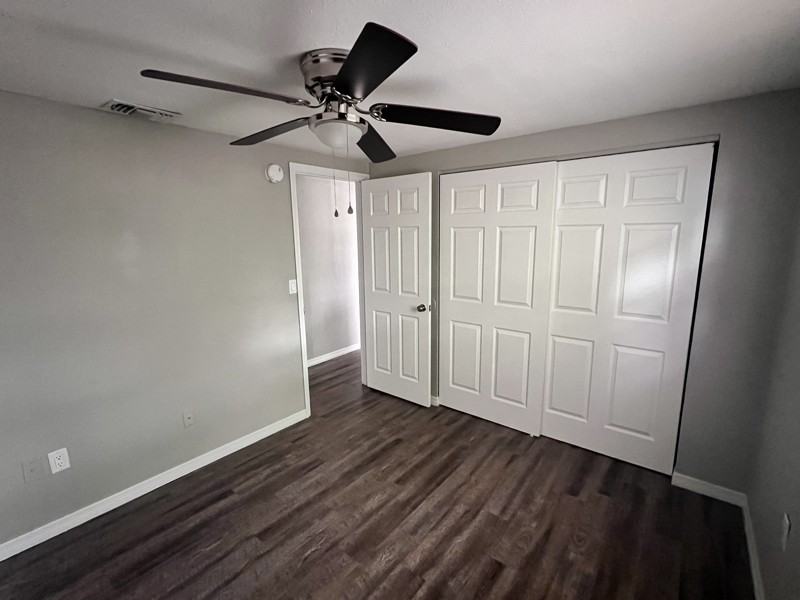 5650 Golden Nugget Dr - Photo 6 of 9