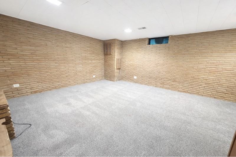 8944 Skokie Blvd #D - Photo 5 of 14