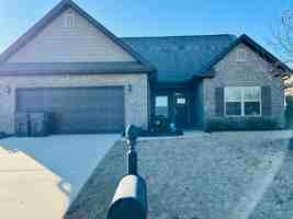 featured image of 292 Holt St