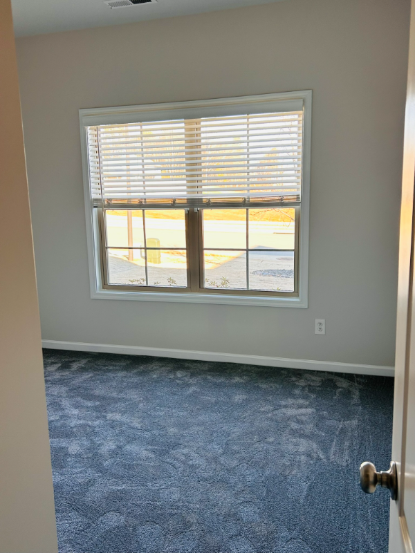 292 Holt St - Photo 7 of 20