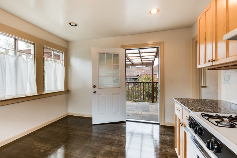 2605 Fulton St - Photo 4 of 18