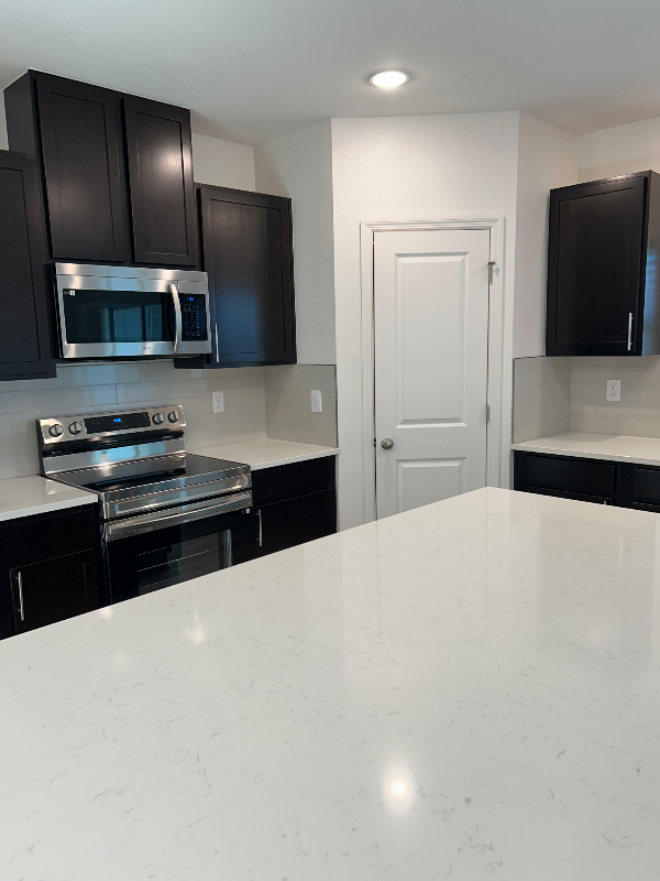 10647,Ironwood Tree Way - Photo 3 of 25