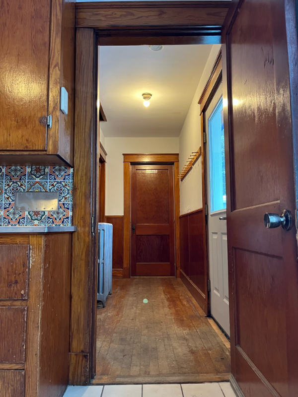 11 Eaton St #1 - Photo 4 of 13