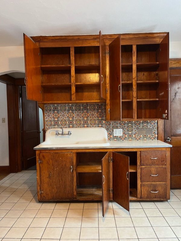 11 Eaton St #1 - Photo 5 of 13